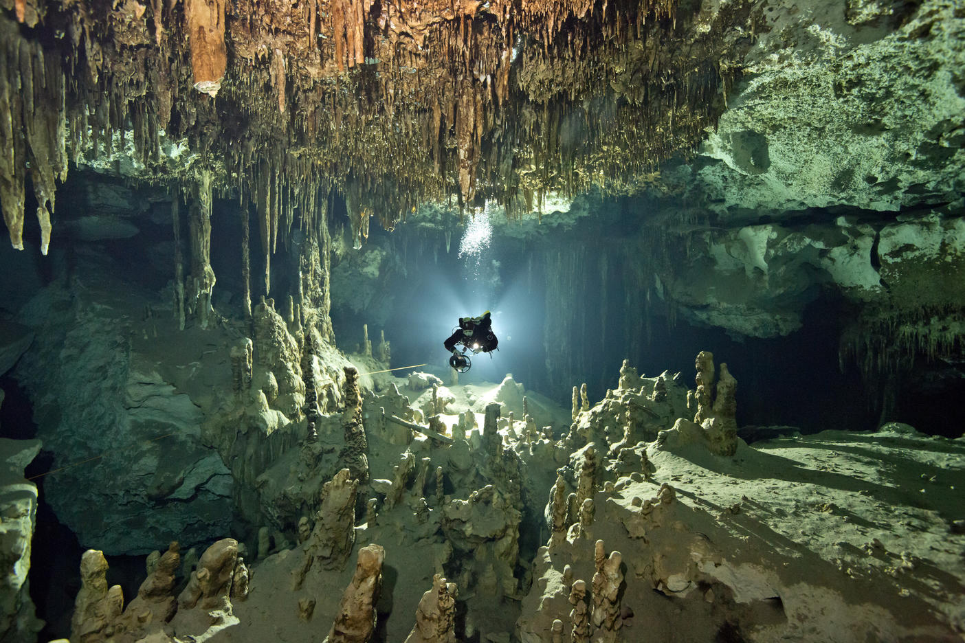 Mexico, Yucatan, Tulum, Cave diver in the system Dos Ojos
Royalty free image