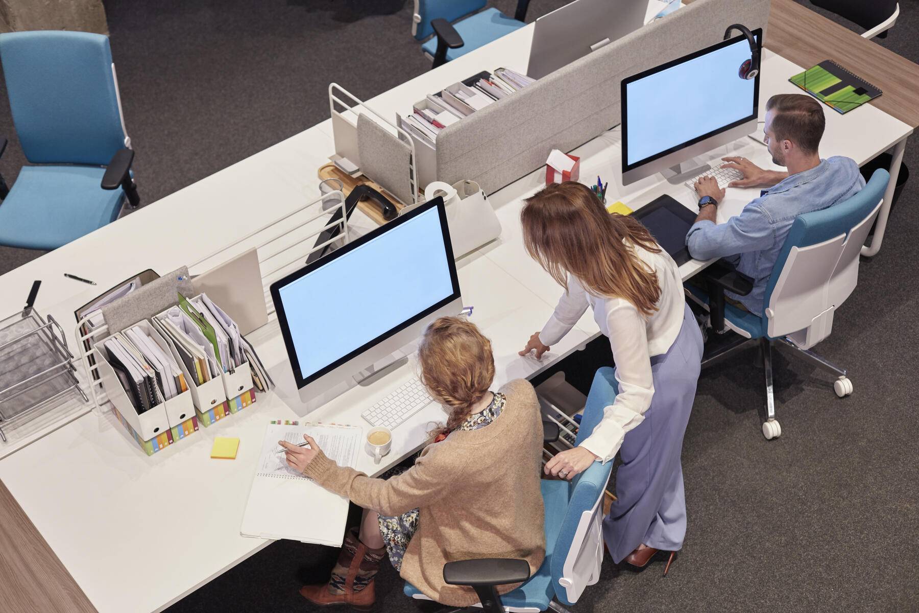People working in big modern office Royalty free image People working in big modern office
Royalty free image