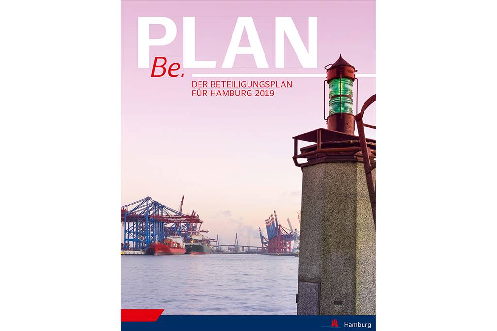 Germany, Hamburg, harbor, navigation light - RJF000367