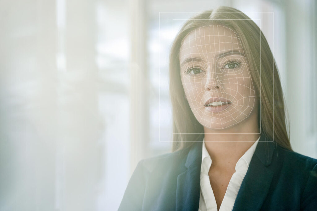 Stockfoto, lizenzfrei, Gesichtserkennung, Geschäftsfrau mit Gitter über dem Gesicht