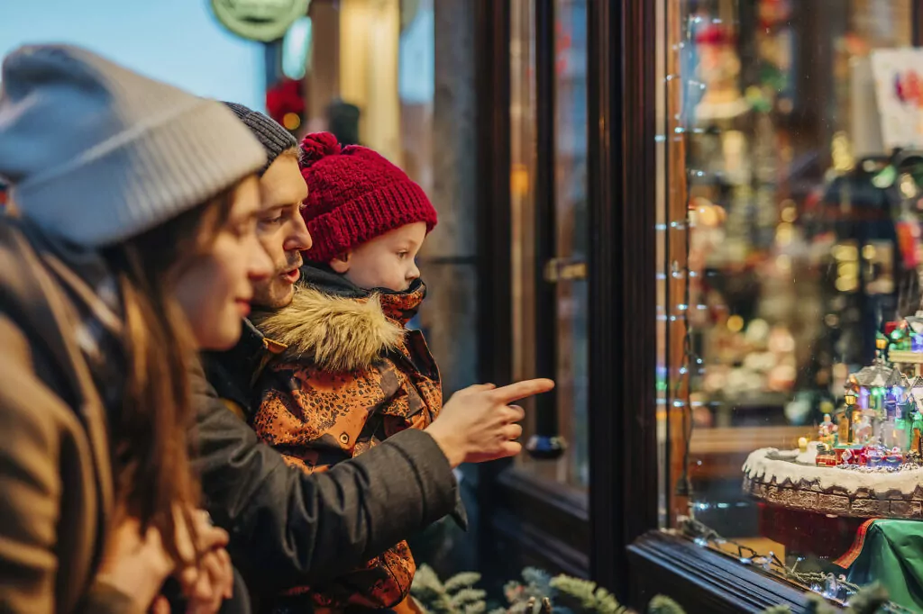 Family window shopping at Christmas market
Royalty free image