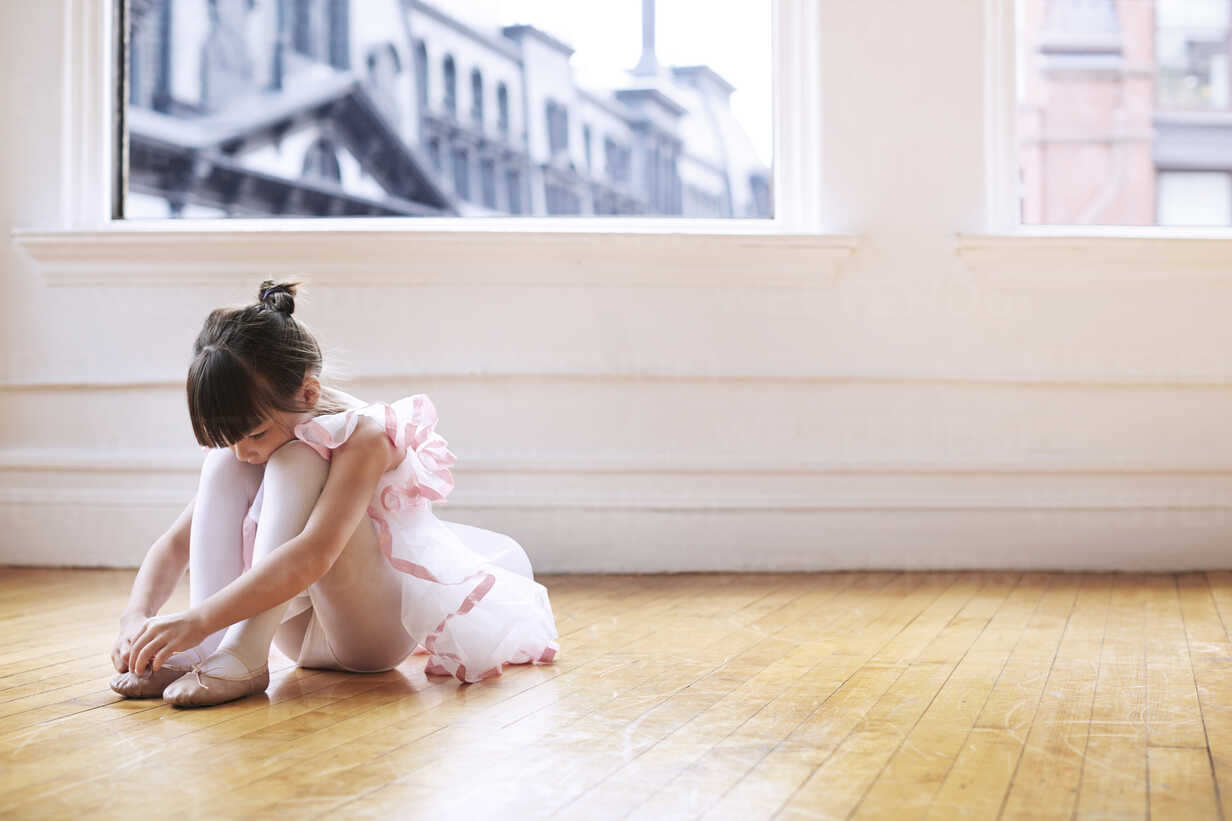 Girl Wearing Ballet Shoes While Sitting, Shoes For Hardwood Floors